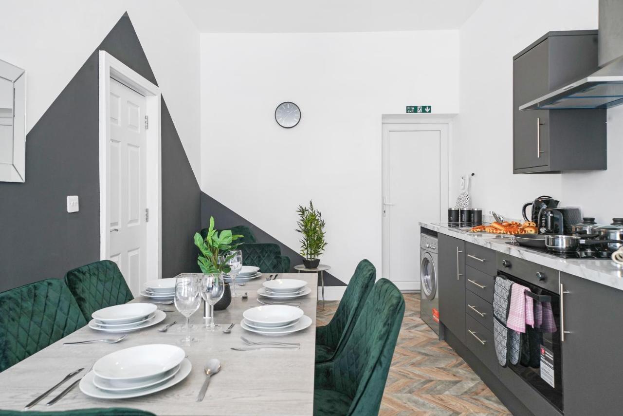 Luxe Holiday Apartments By Sasco Blackpool Exterior photo